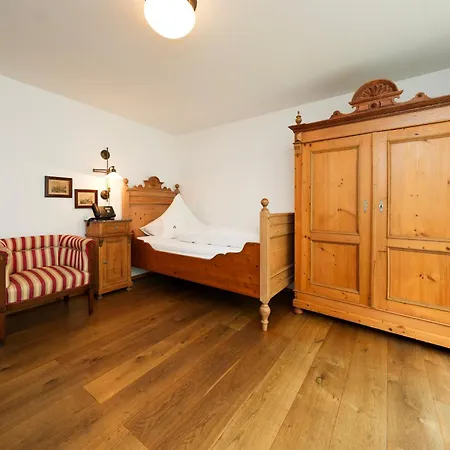 Hofgut Albführen 4*