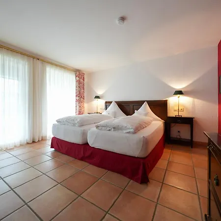 Hotel Hofgut Albführen 4*