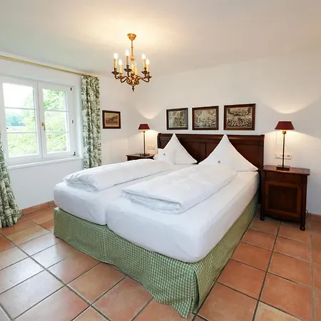 Hofgut Albführen Hotel 4*